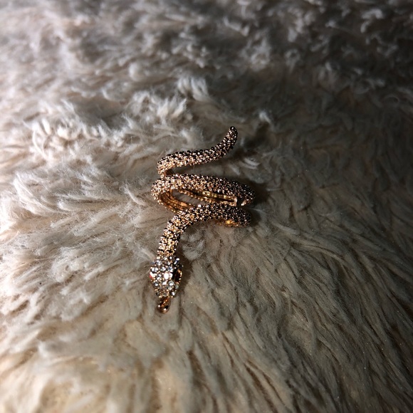Rose Gold Crystal Snake Ring (NEW) - Picture 4 of 6